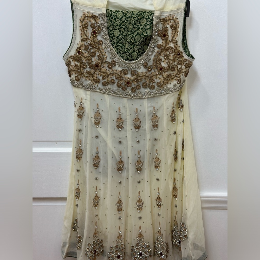 Pakistani / Indian style outfit